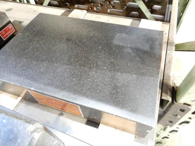 武蔵野精機 MSK 450×300×90mm 一部欠けあり 定盤（長辺0.00m~） の画像 1枚目