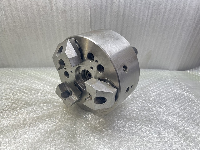HOWA H011MB8Z Lathe Chuck Image 1