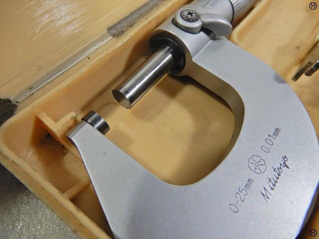 ミツトヨ 0-25mm 0.01mm マイクロメーター（外側） の画像 2枚目