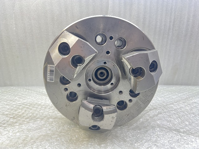 HOWA H011MB8Z Lathe Chuck Image 2