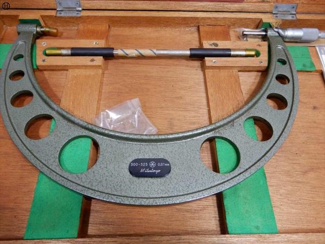 ミツトヨ 300~325mm マイクロメーター（外側） の画像 3枚目