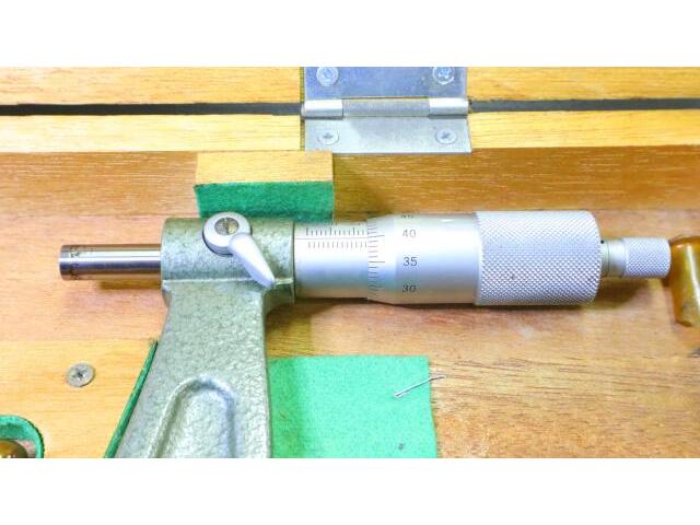 ミツトヨ 325〜350mm 0.01mm マイクロメーター（外側） の画像 4枚目
