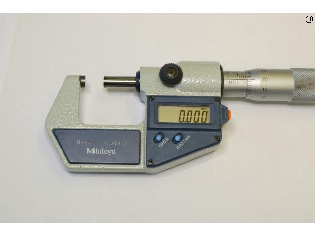 ミツトヨ 0-25mm 0.001mm マイクロメーター（外側） の画像 2枚目