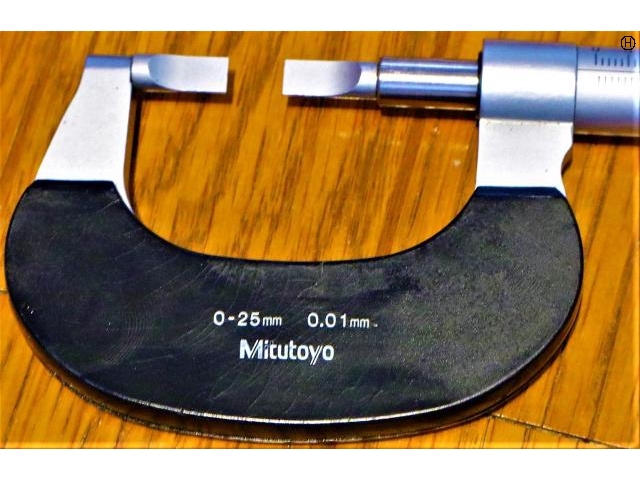 ミツトヨ 0-25mm 0.01mm マイクロメーター（外側） の画像 2枚目