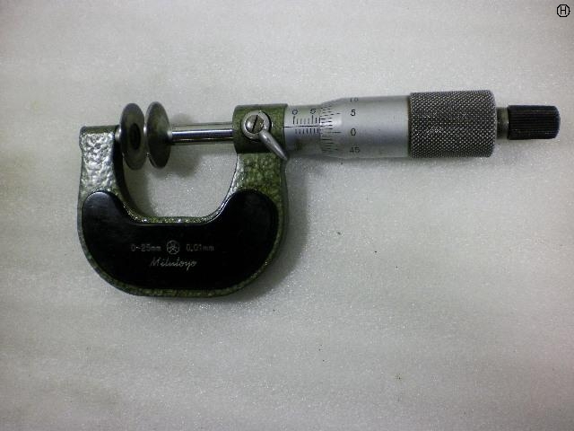 ミツトヨ 0〜25mm マイクロメーター（外側） の画像 2枚目