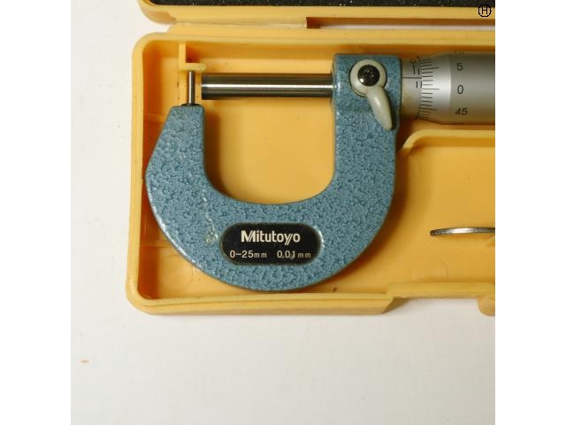 ミツトヨ 0〜25mm 0.01mm マイクロメーター（外側） の画像 2枚目