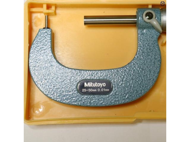 ミツトヨ 25〜50mm 0.01mm マイクロメーター（外側） の画像 2枚目