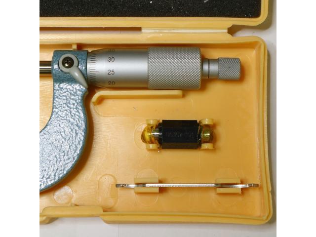 ミツトヨ 25〜50mm 0.01mm マイクロメーター（外側） の画像 3枚目