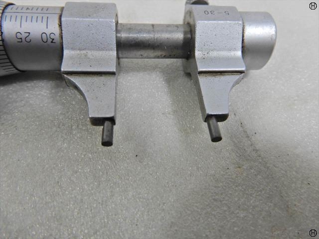ミツトヨ 5-30mm, 0.01mm マイクロメーター（内側） の画像 2枚目