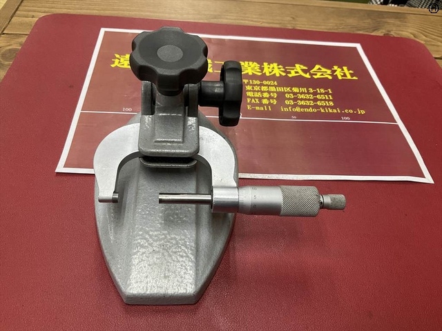 Mitutoyo 156-101 Stand/Stage Image 2
