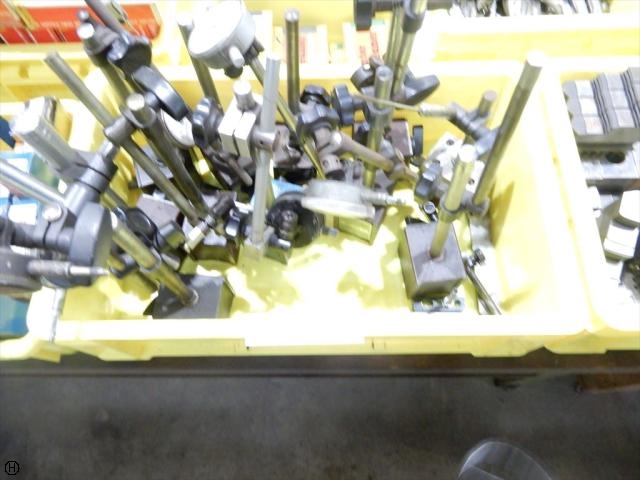  ダイヤルゲージ付マグネットスタンド Stand/Stage Image 1
