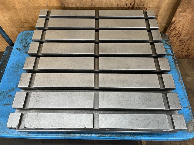 --  Sub-pallets for machine tools Image 3