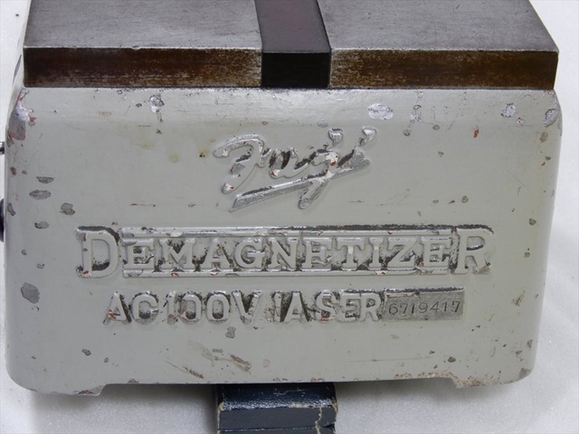 FUJI JIKOH 100V 1A Magnetizer/Demagnetizer Image 3
