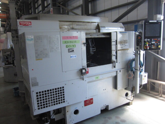 JTEKT GL32-Mi-63 NC Cylindrical Grinder Image 1
