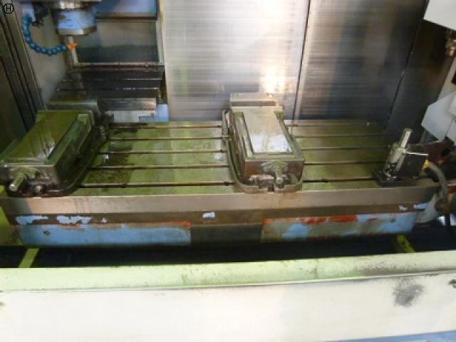 MAZAK VTC-20B Vertical Machining Center Image 3