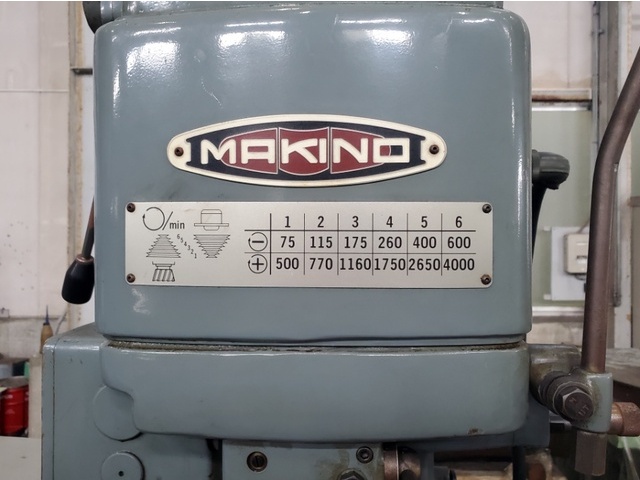 MAKINO KSJP Vertical Milling Machine Image 4