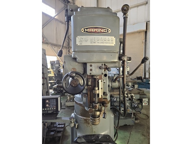 MAKINO KSJP Vertical Milling Machine Image 4