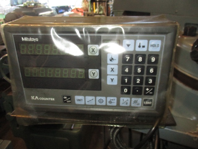 MAKINO KSJP-55 Vertical Milling Machine Image 5