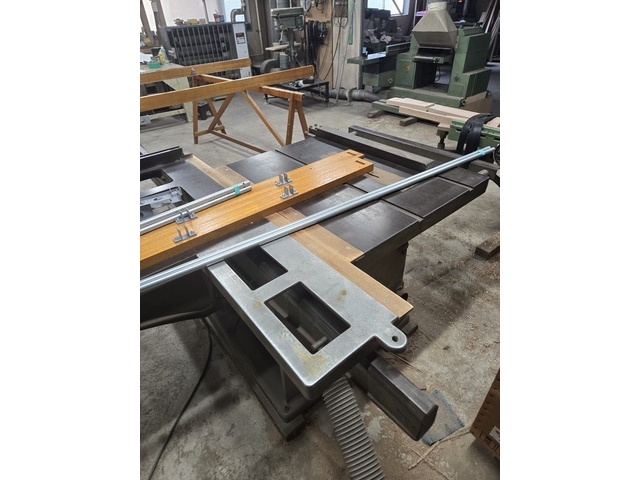 東海製作 SF-1300 Sawing Machine Image 2