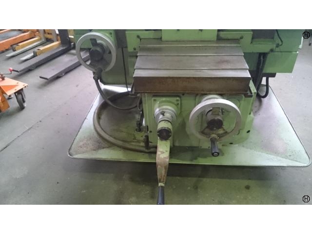 OKUMA & HOWA FM-2V NC Vertical Milling Machine Image 2