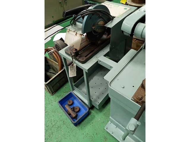 Shindaiwa ライトカッター Cutting Machine Image 1