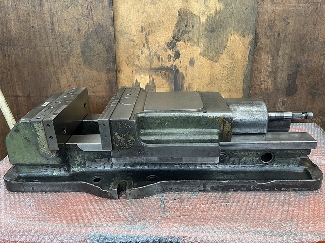 TAKEDA MACHINE TOOLS TK-250HVS Vice Image 1