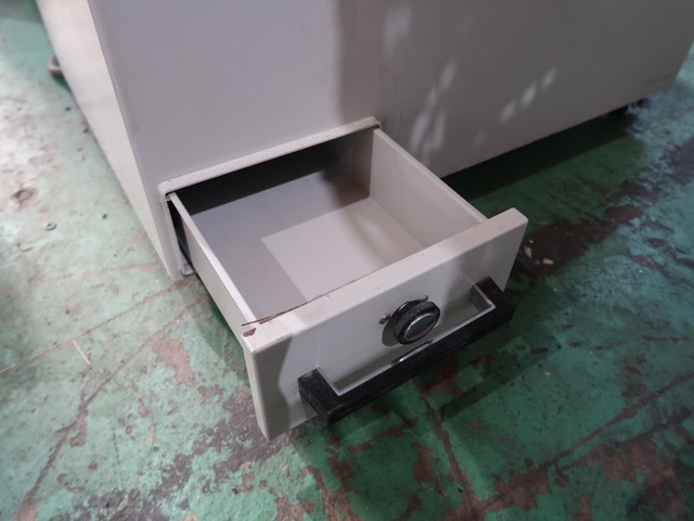 エステーリンク MT-102 Deburring Machine Image 3
