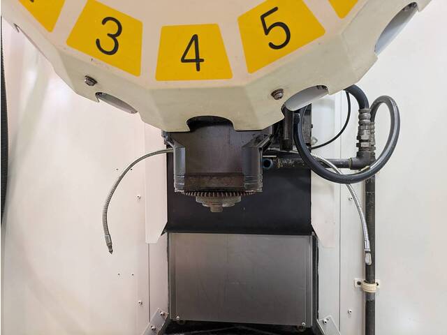 ファナック α-T14iBL 立型マシニングセンタ の画像 5枚目