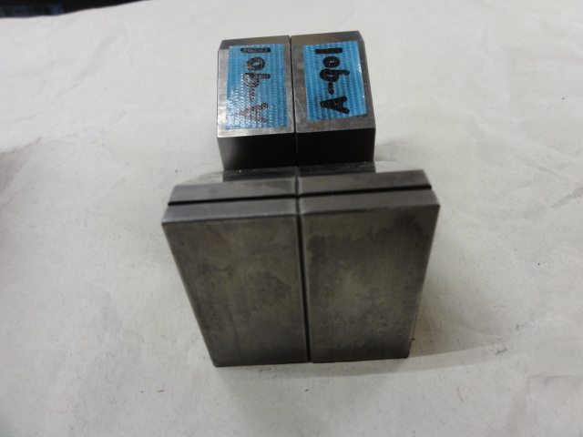 Obishi Keiki Seisakusho 80X40X20 V Block and M Block Image 4