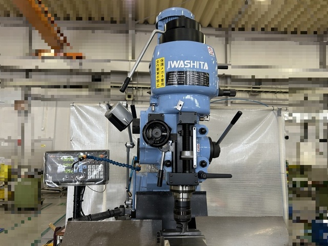 Iwashita NK-1R Vertical Milling Machine Image 2