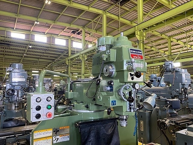 大隈豊和 STM-2R Vertical Milling Machine Image 3