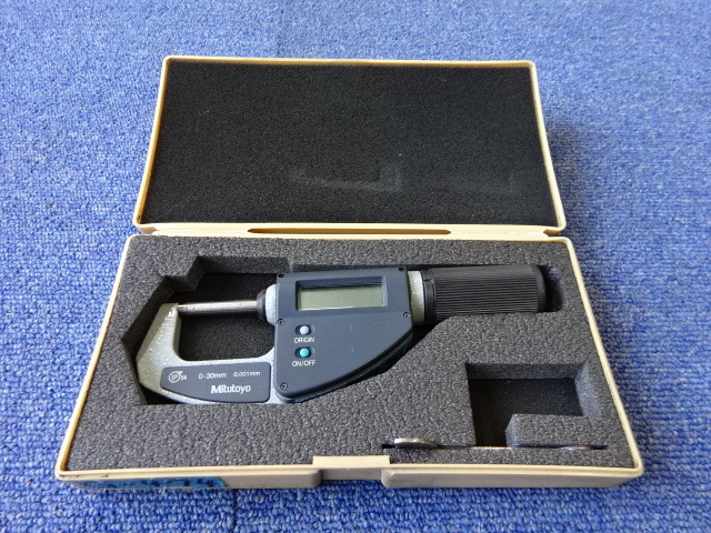 ミツトヨ MDQ-30M マイクロメーター（外側） の画像 1枚目