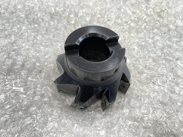 サンドビック R390-080Q27-17H フライスカッター の画像 1枚目