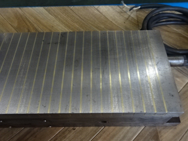 不明 150X300 Magnet Chuck Image 4