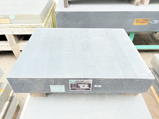 NABEYA E-430 Surface plate/Workbench Image 1