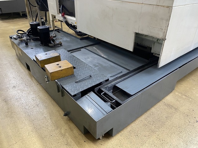 KITAMURA MACHINERY Mycenter-3XiF Vertical Machining Center Image 3