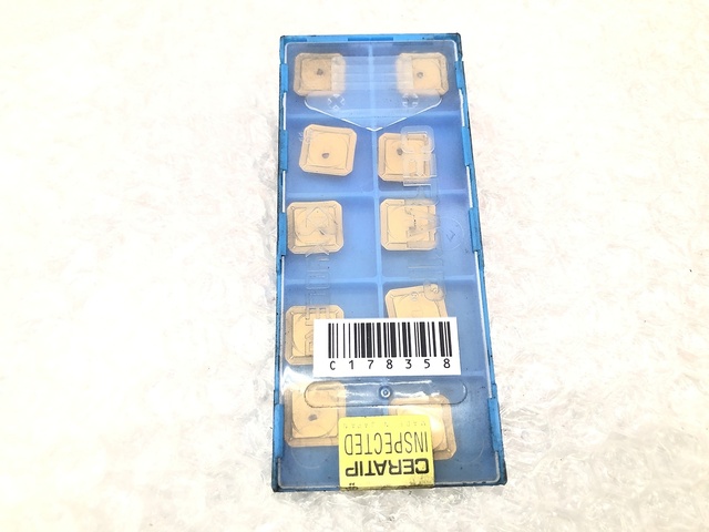京セラ SDKR1203AUEN-S インサート・チップ の画像 1枚目