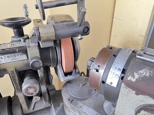 TOA TDP-50M Tool Grinder Image 3