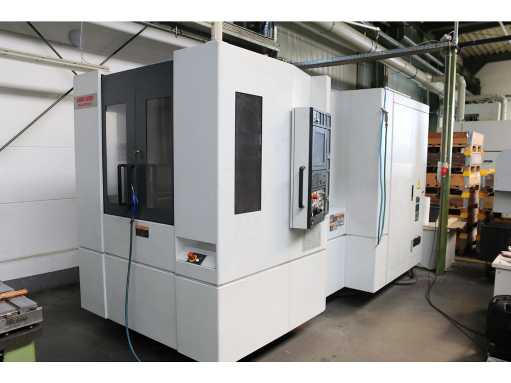 MORI SEIKI NH 4000 DCG 横型マシニングセンタ