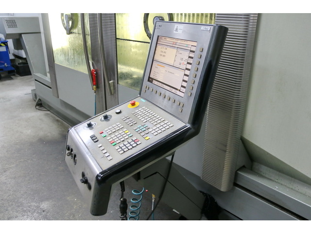 DECKEL MAHO DMF 220 linear Vertical Machining Center Image 8