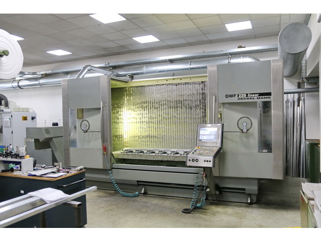 DECKEL MAHO DMF 220 linear Vertical Machining Center Image 16