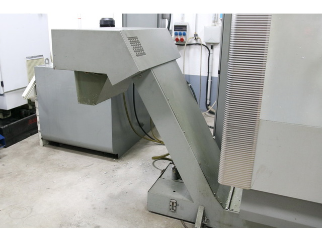 DECKEL MAHO DMF 220 linear Vertical Machining Center Image 32