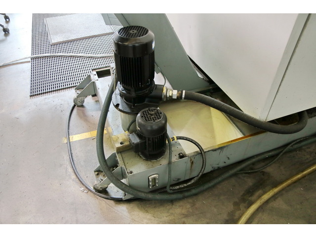 DECKEL MAHO DMC 75 V linear Vertical Machining Center Image 21