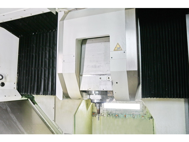 DECKEL MAHO DMC 75 V linear Vertical Machining Center Image 35