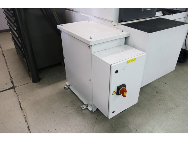 MORI SEIKI NV 4000 DCG 立型マシニングセンタ の画像 30枚目