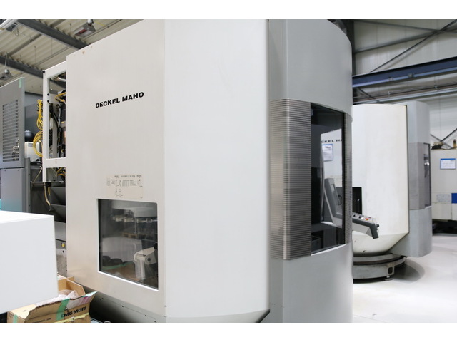 DECKEL MAHO DMU 80 monoBLOCK 5Axis Machining Center Image 8