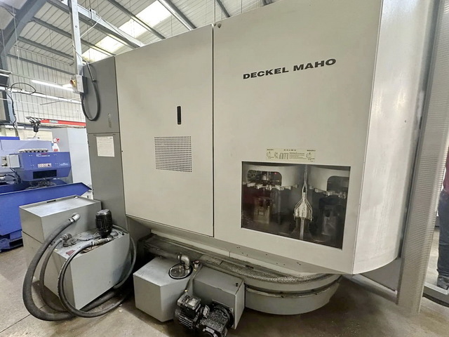 DECKEL MAHO DMU 80 T 5Axis Machining Center Image 9
