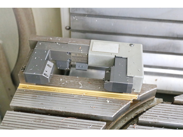 DECKEL MAHO DMU 60 monoBLOCK 5Axis Machining Center Image 15