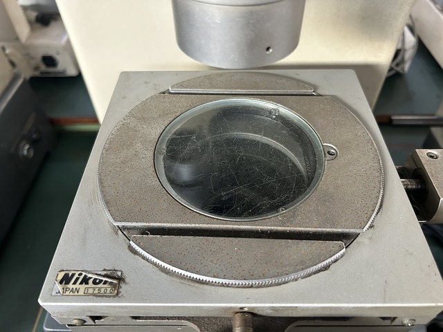 Nikon V-12 Projector Image 7