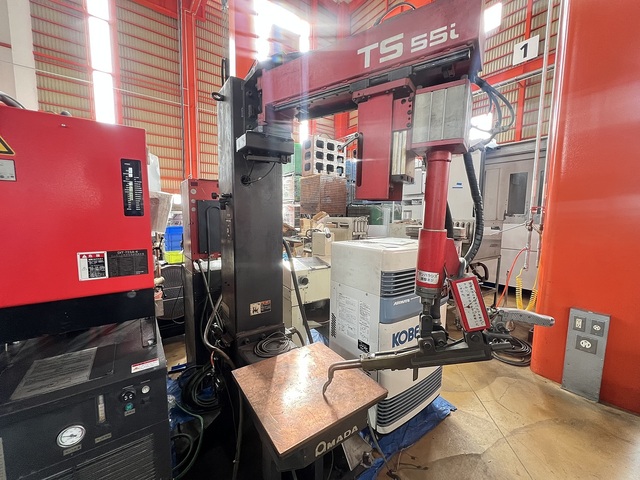 アマダ TS55i 溶接機 の画像 1枚目